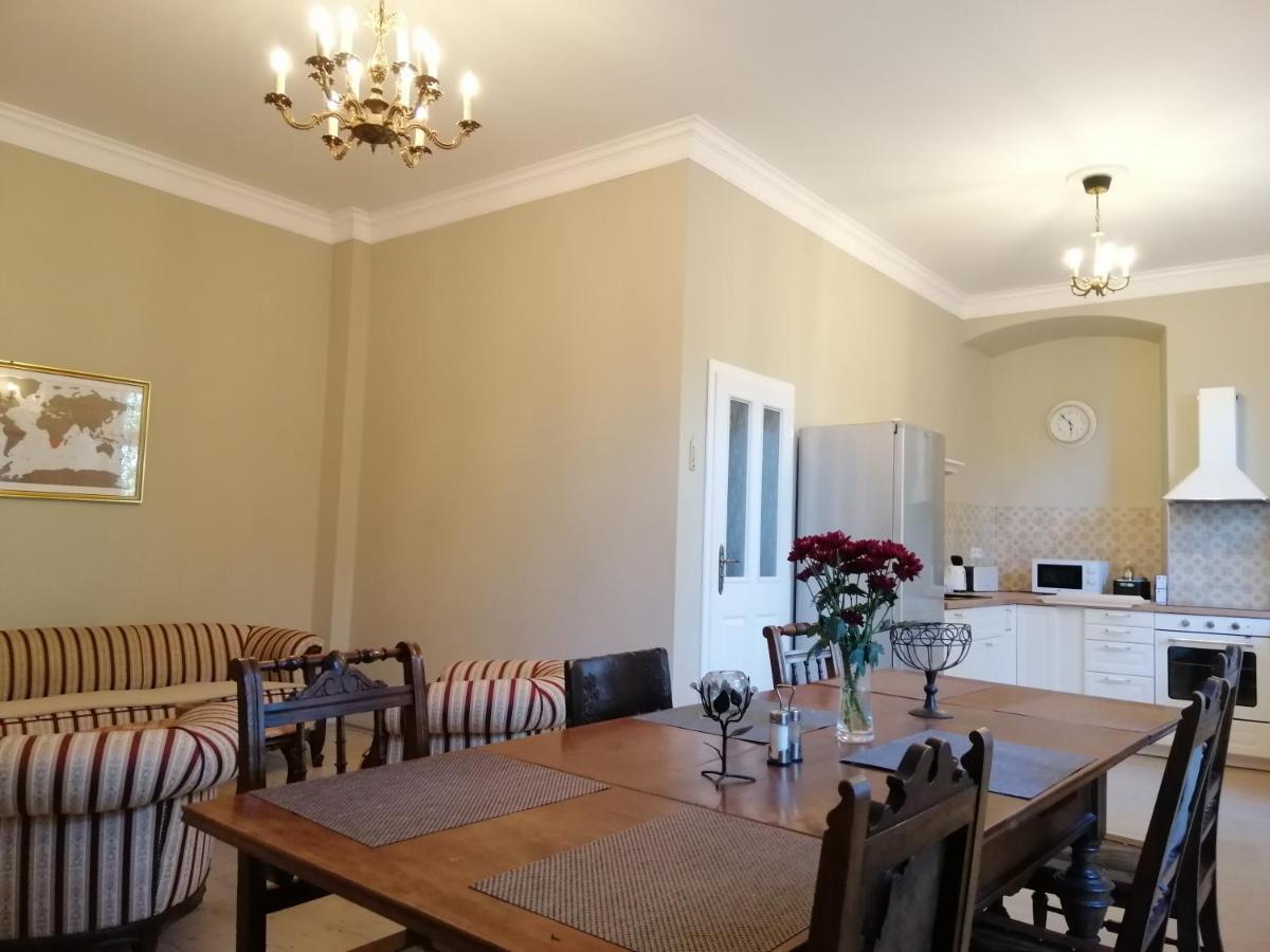 Apartman Fara Vcelakov Exterior foto