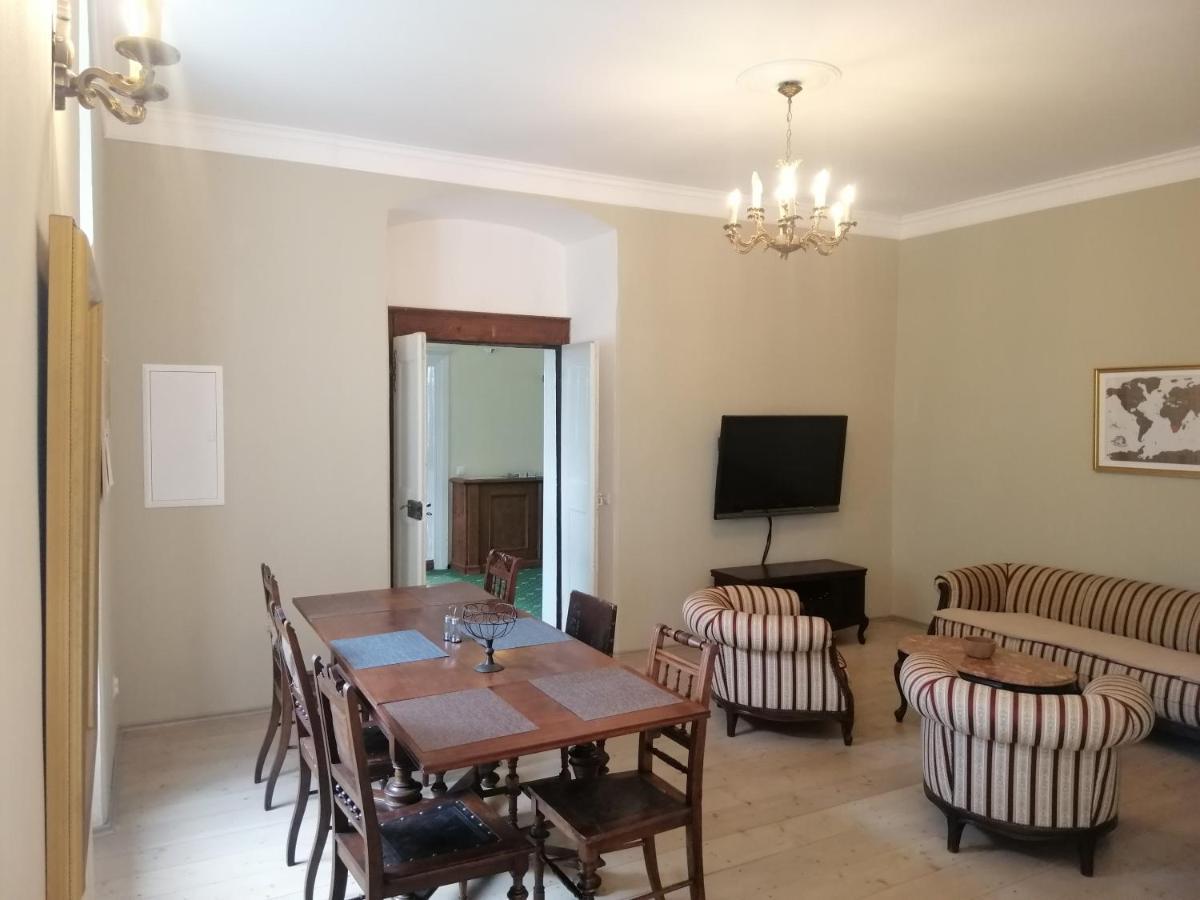 Apartman Fara Vcelakov Exterior foto